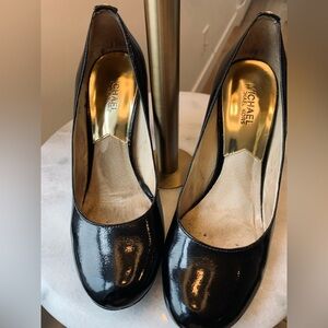 Micheal Kors | PUMP (8.5)